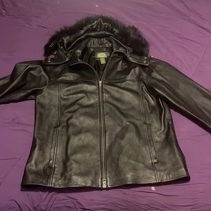 XL womens Leather Cabela’s Jacket